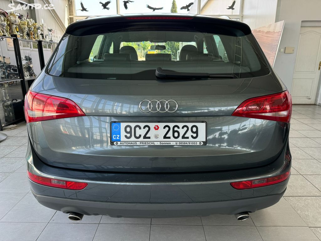 Audi Q5, 3.0 V6 AT 240k Quattro taž.z.