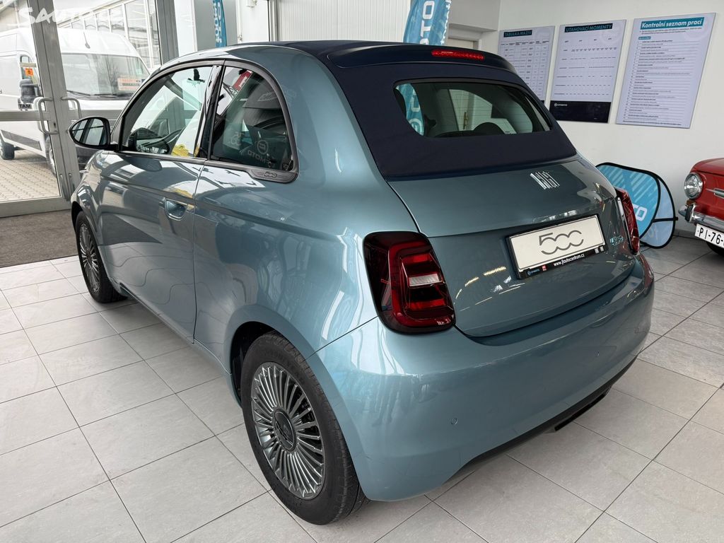 Fiat 500E, Cabrio 43 kWh 118k 1.maj. DPH