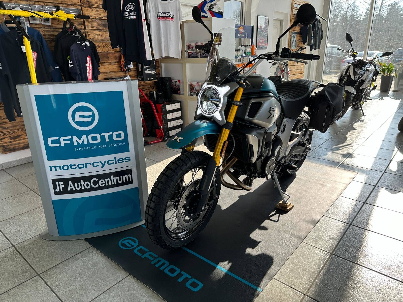 CFMOTO 700 CL-X Adventure