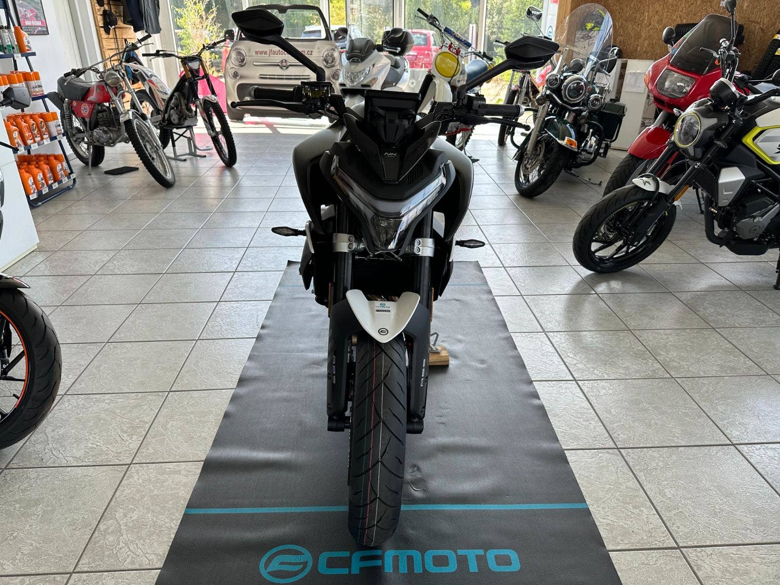 CFMOTO 800 NK