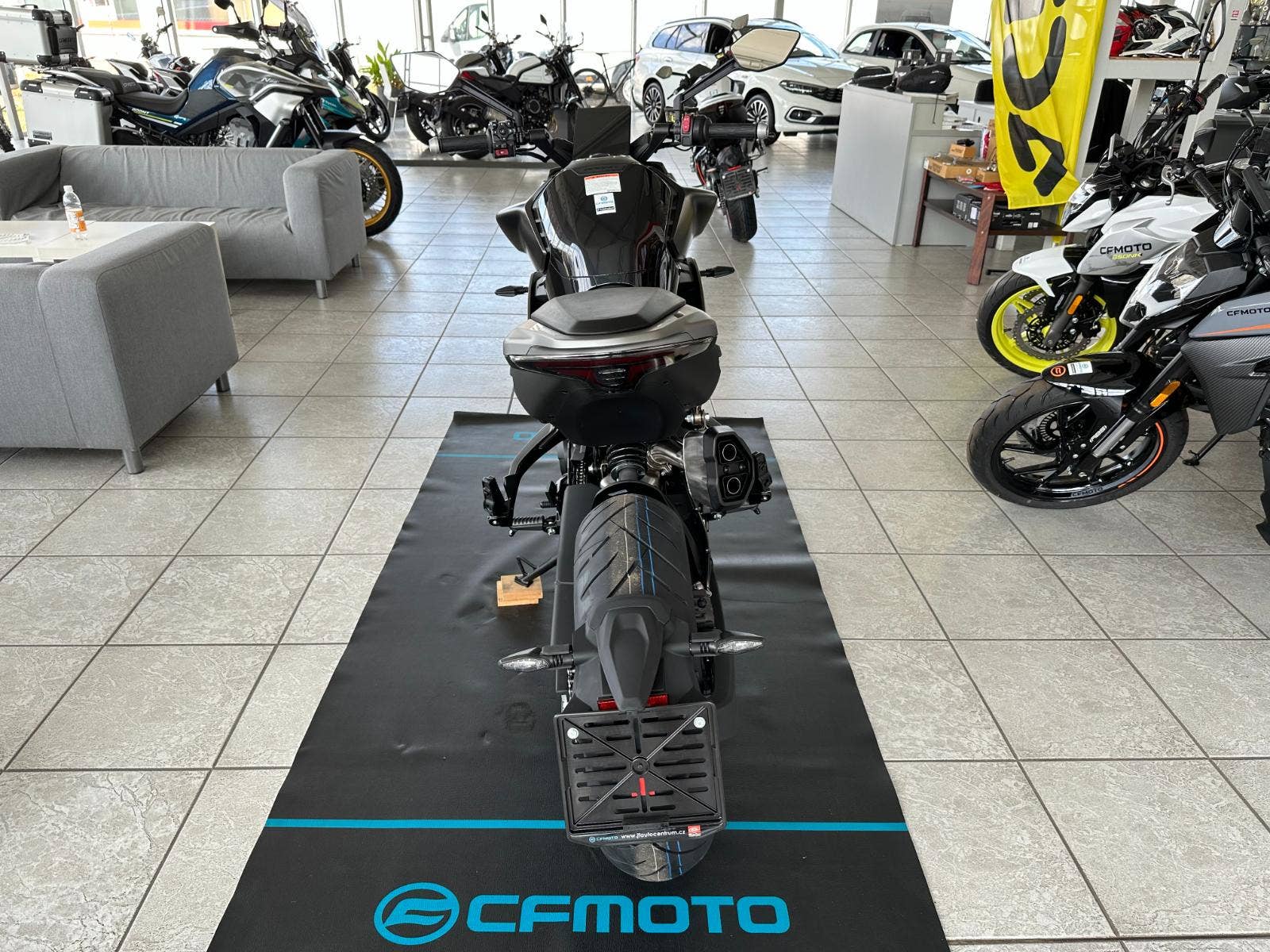 CFMOTO 800 NK