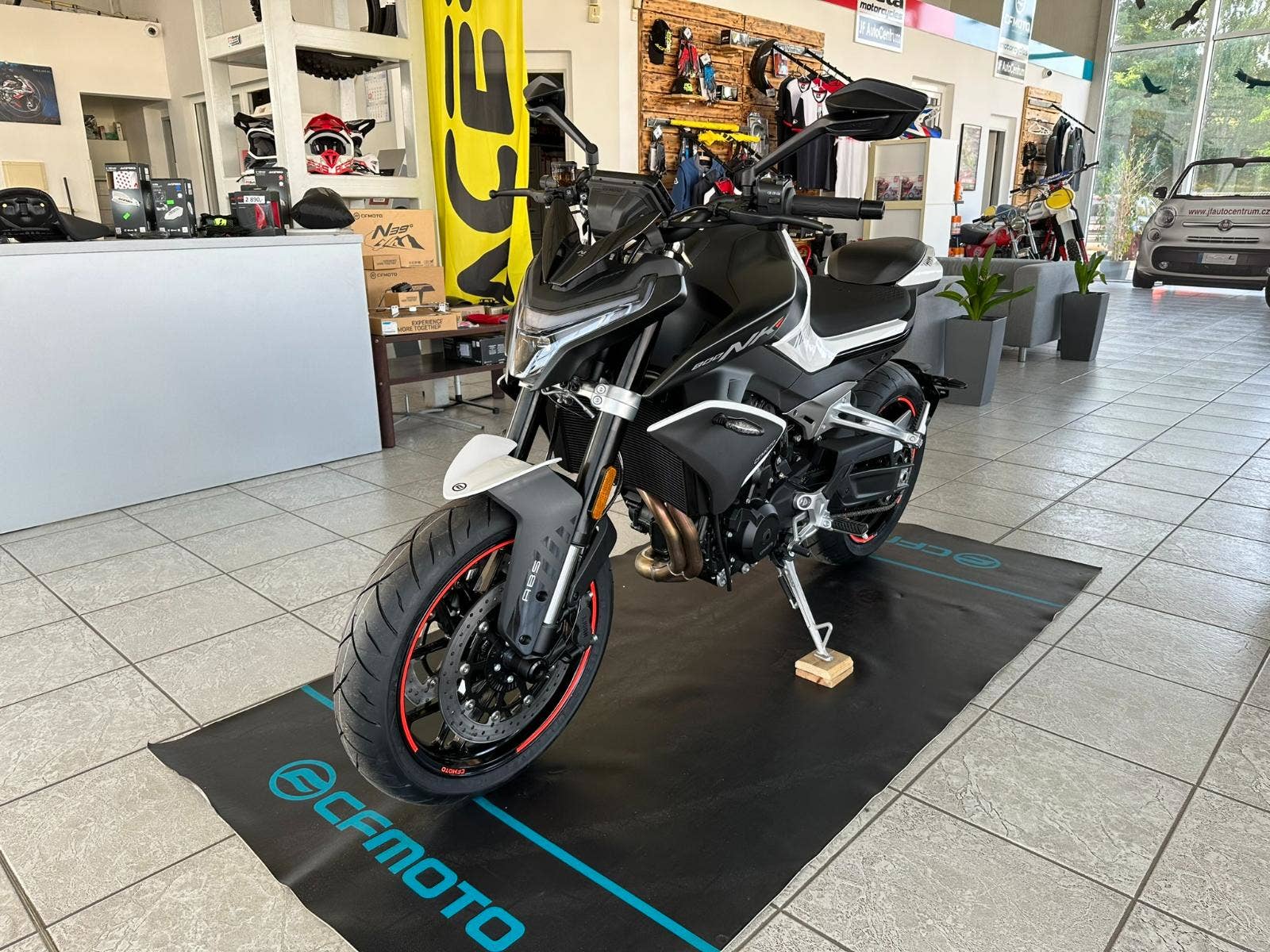 CFMOTO 800 NK