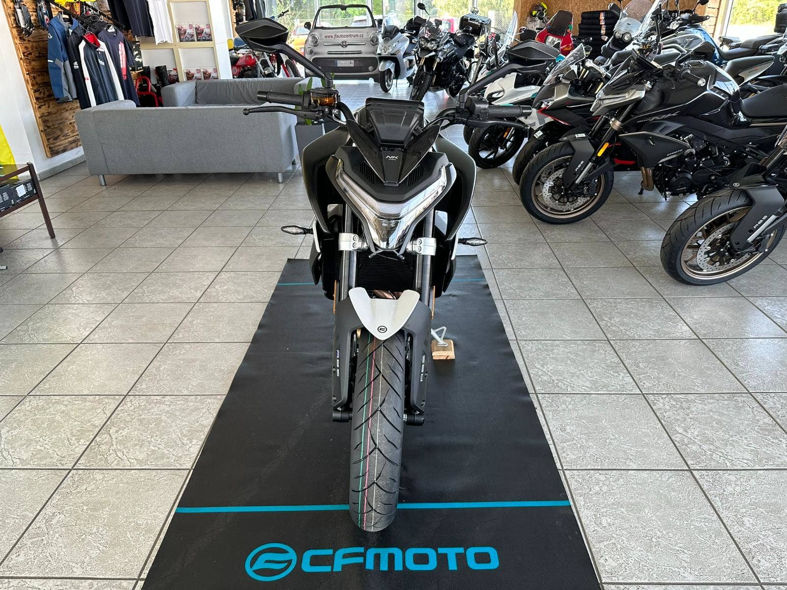 CFMOTO 800 NK