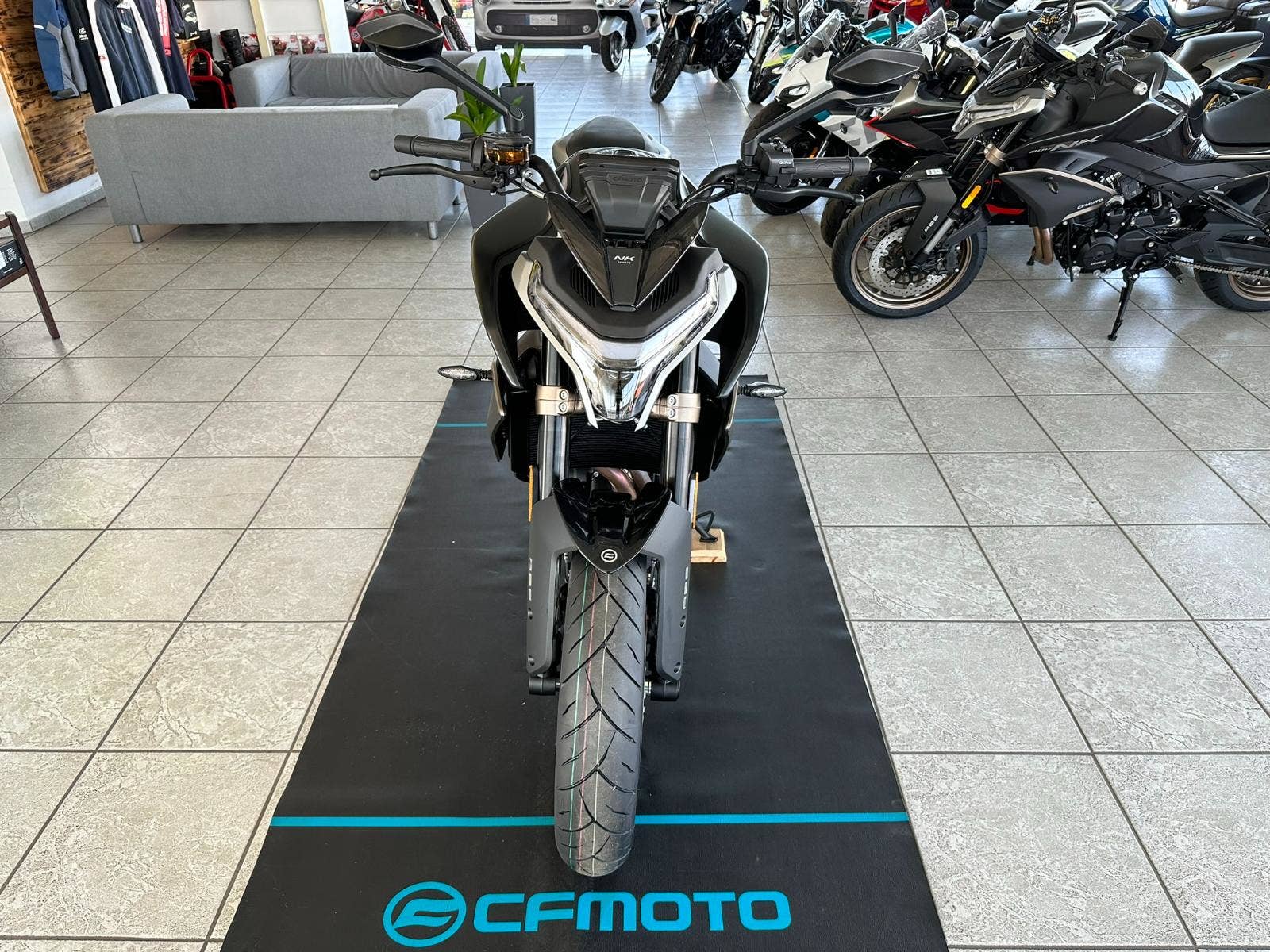 CFMOTO 800 NK