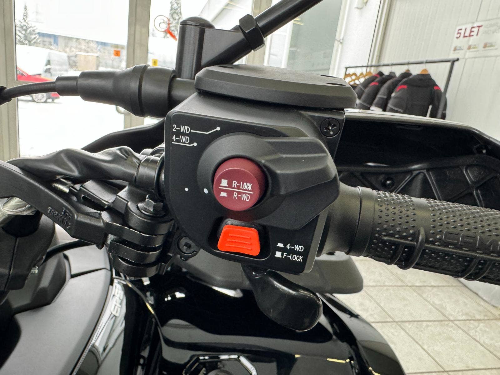 CFMOTO Gladiator X520