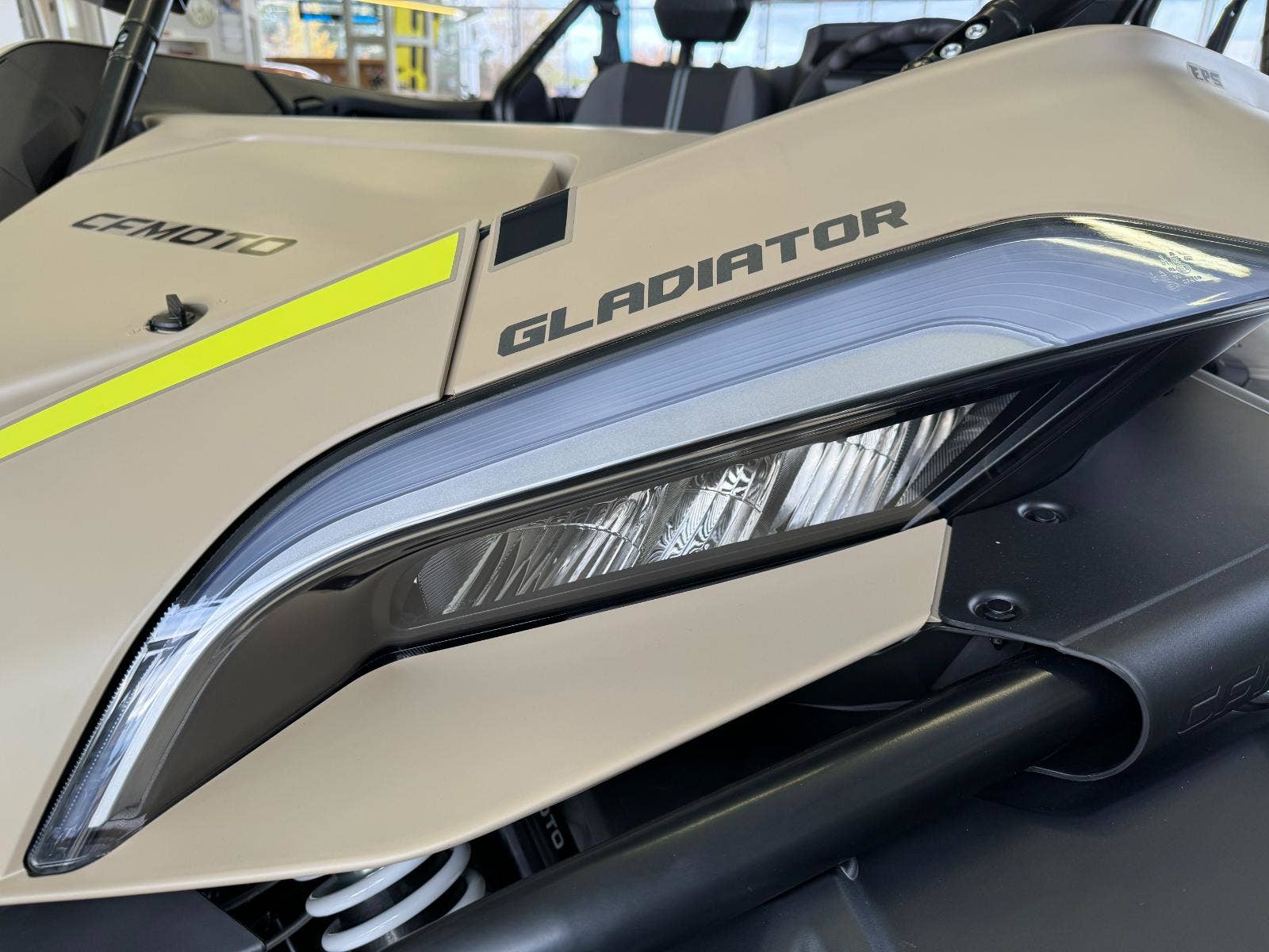 CFMOTO Gladiator Z1000